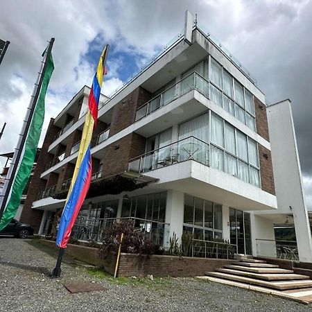 La Traviata Hotel Santa Rosa de Cabal Esterno foto